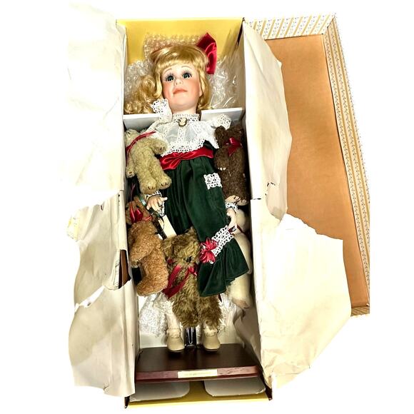 Connoisseur Collection Doll by Seymour Mann 1997 "The Bear Collector" NEW in Box - Picture 3 of 12